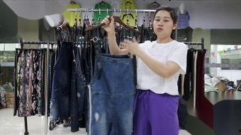 服装视频,跟随服装视频探索潮流穿搭秘诀